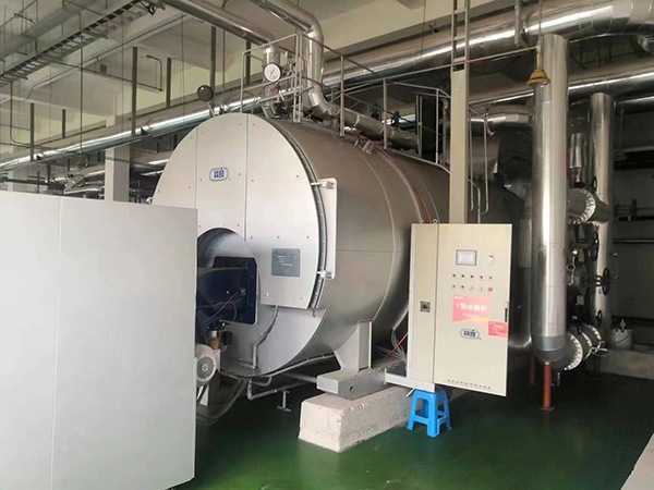 恒大集團(tuán)供暖鍋爐租賃現(xiàn)場(chǎng)